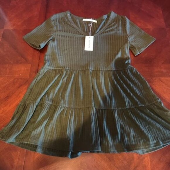 Ellison Womens Olive Green Tiered Short Sleeve Top flared - Picture 1 of 5